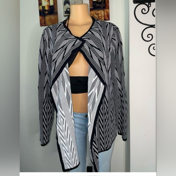 NWT CALVIN KLEIN Size XL Jacquard Flyaway Long Sleeve Cardigan BLACK-WHITE - Picture 7 of 10